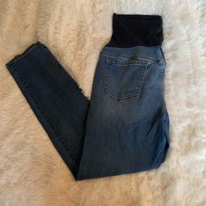 Old navy rockstar maternity pants